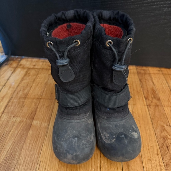Kamik Black Winter Snow Boots – Toddler Size (Unisex) - Picture 3 of 4